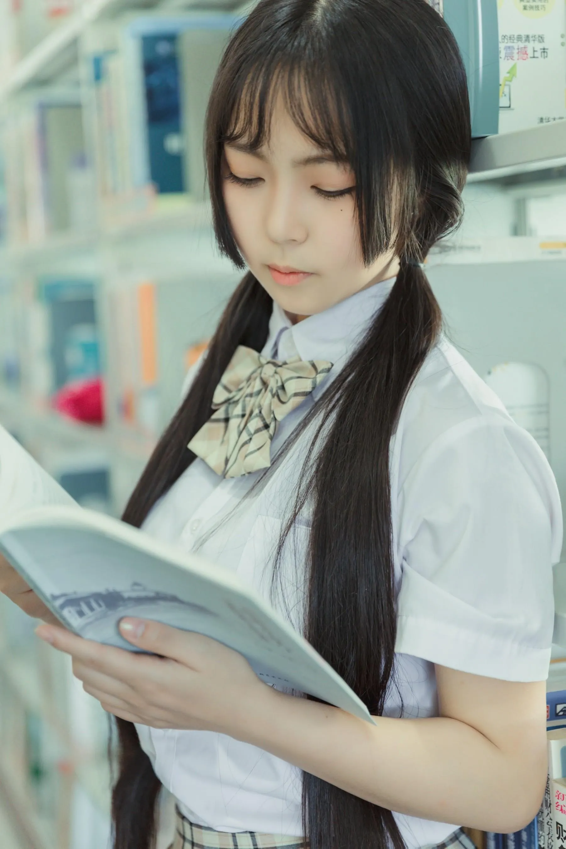 [YITUYU艺图语]2022.08.11 毕业季 阡墨红尘 [31P]插图4